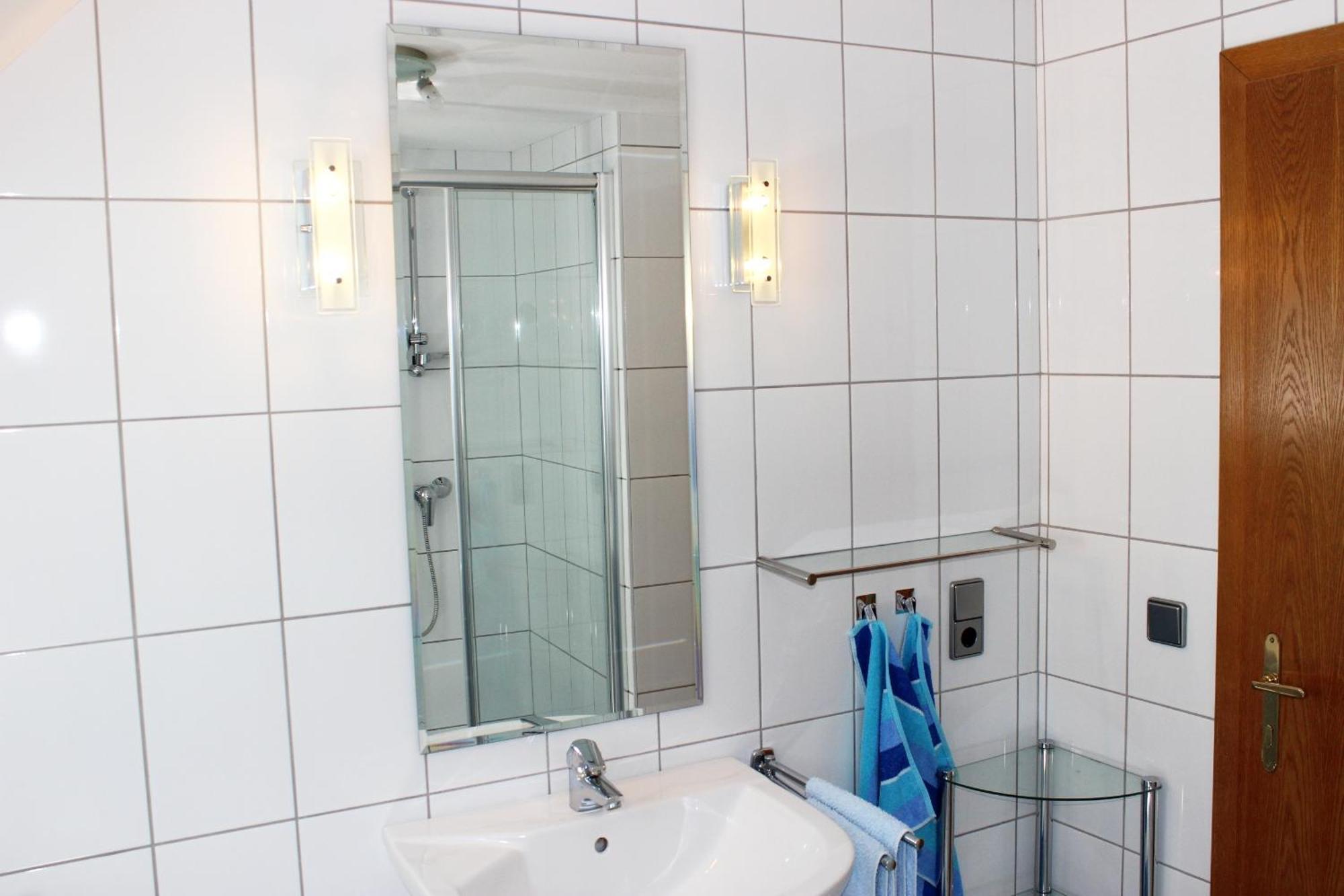 Ferienwohnung Und Gaestezimmer Korb Krumpendorf Bagian luar foto