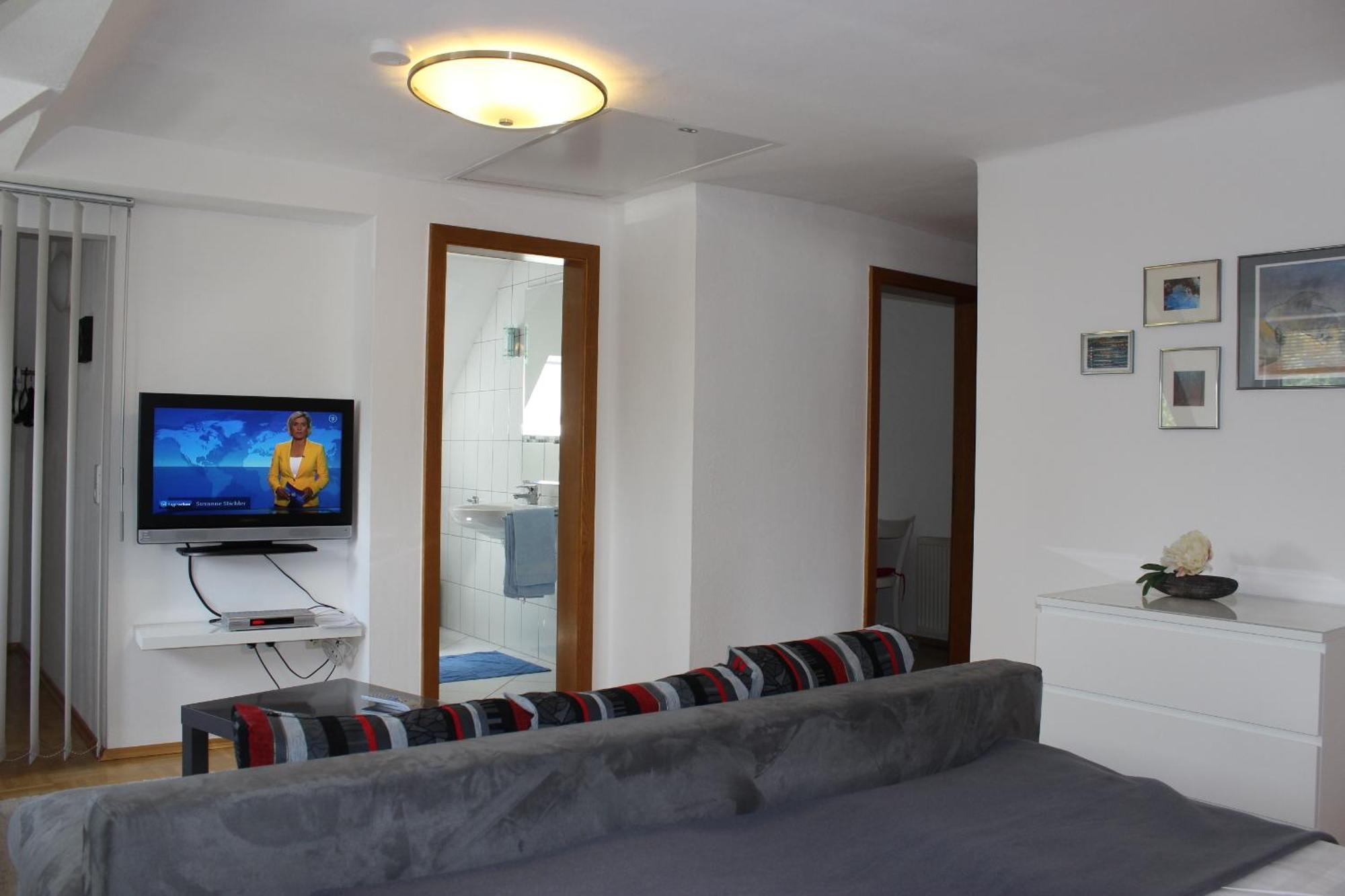 Ferienwohnung Und Gaestezimmer Korb Krumpendorf Bagian luar foto